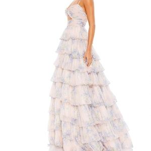 Mac Duggal Sweetheart Floral Ruffled Prom Dress